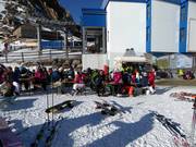 Le bar mobile à glaçons à la station intermédiaire Fernau