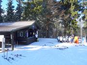 Snack à la cabane des secouristes en montagne