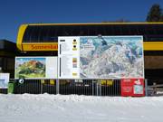 Grand panneau d'information à la station inférieure de la Sonnenbahn