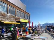 Restaurant de montagne Alpspitz avec terrasse ensoleillée