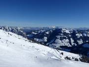 Vue sur le domaine skiable depuis la Hornbahn 2000