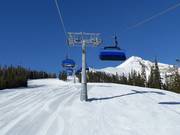 Swift Current - 6 places | Télésiège rapide (débrayable) avec capots de protection et sièges chauffants