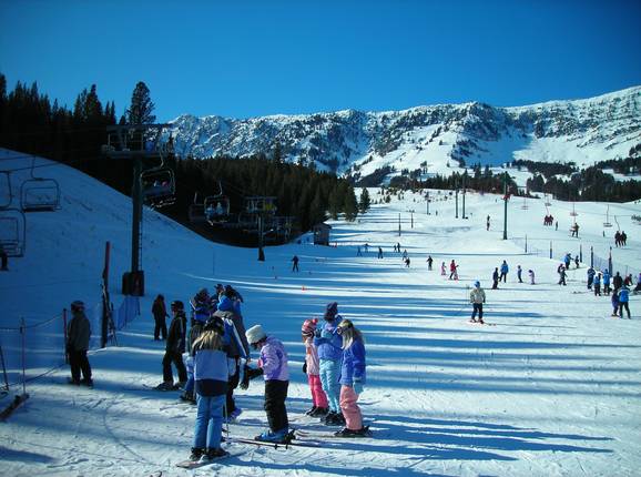 Snow Flake Lift - 3 places | Télésiège à pinces fixes Snow Flake Lift - 3 places | Télésiège à pinces fixes