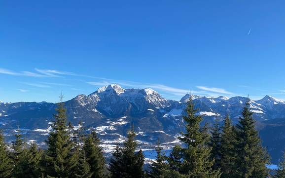 Skier près de Ramsau bei Berchtesgaden