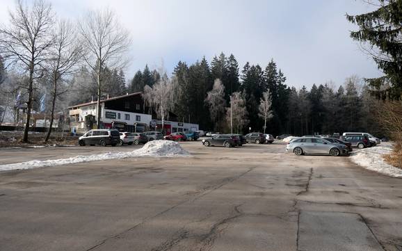 Hohenbogenwinkel: Accès aux domaines skiables et parkings – Accès, parking Hohenbogen – Neukirchen bei Hl. Blut