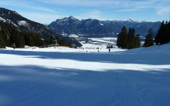 Domaines skiables pour les débutants dans la Naturparkregion Reutte (région du parc naturel de Reutte) – Débutants Hahnenkamm – Höfen/Reutte