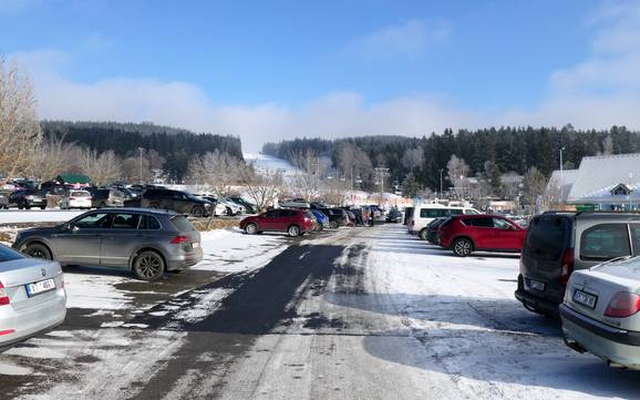Bohême du Sud: Accès aux domaines skiables et parkings – Accès, parking Lipno