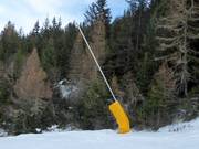 Enneigement par canons à neige à Aprica