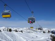 Tamai 2000 - 4 places | Télésiège rapide (débrayable) avec capots de protection