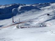 Espace débutant délimité à la station supérieure de la télécabine