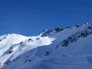 Vue vers la station supérieure Gemsstock