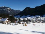 Vue sur les hébergements à Gosau