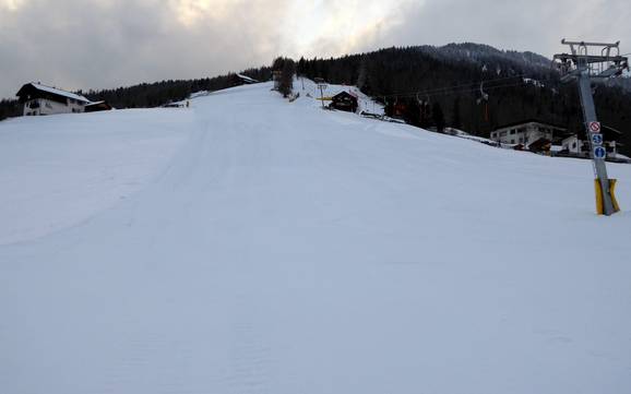 La plus haute gare aval dans la région touristique de Kronplatz (Plan de Corones) – domaine skiable Antermoia (San Martino in Badia)