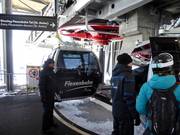 Le personnel est présent au Flexenbahn.