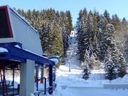 Hausberg - 2 places | Télésiège à pinces fixes avec capots de protection