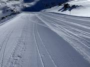 Piste damée dans le domaine skiable Hohsaas