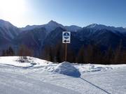 Signalisation des pistes sur le domaine skiable de Schwemmalm