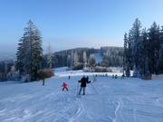 Vue sur le domaine skiable de Lipno