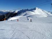 Enfants dans le télésiège panoramique