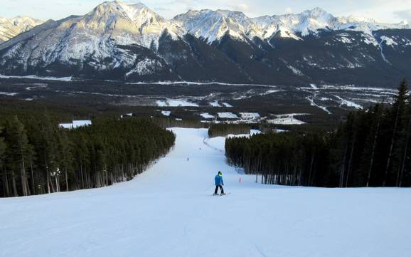 Le plus grand dénivelé à Kananaskis Country – domaine skiable Nakiska