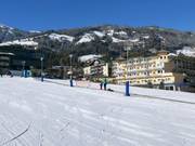 Hébergements directement au pied des remontées mécaniques de l’école de ski dans la vallée