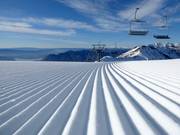 Piste parfaitement préparée dans le domaine skiable de Treble Cone