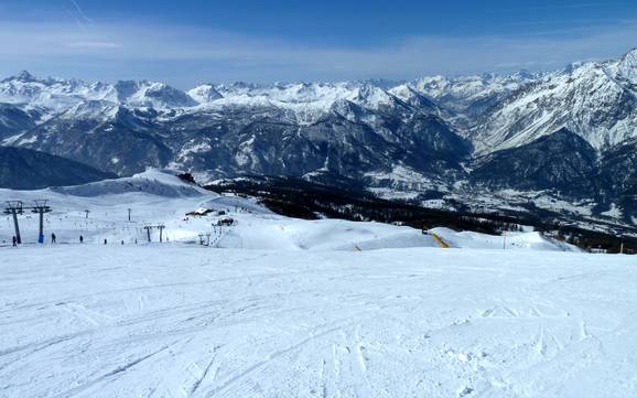 Le plus grand domaine skiable en Italie – domaine skiable Via Lattea (Voie Lactée) – Montgenèvre/Sestrières/Sauze d’Oulx/San Sicario/Clavière