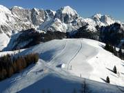 Vue sur les pistes devant le Tennengebirge