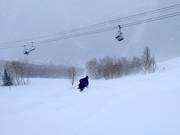 Neige poudreuse au télésiège Super Condor Express