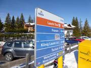 Signalisation des pistes dans le domaine skiable de Carezza