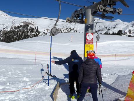 Engadin Samnaun Val Müstair: amabilité du personnel dans les domaines skiables – Amabilité Minschuns – Val Müstair-Tschierv