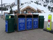 Tri des déchets dans la station de ski