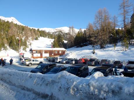 Chaîne du Sesvenna: Accès aux domaines skiables et parkings – Accès, parking Minschuns – Val Müstair-Tschierv