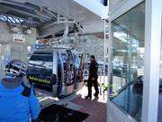 Le personnel est présent à l’embarquement