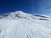 Large et facile piste au Jakobshorn