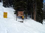 Signalisation des pistes dans le domaine skiable de Kicking Horse
