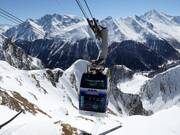 Twinliner - 180 places | Télécabine à deux niveaux