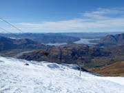 Domaine skiable Treble Cone avec le lac Wānaka