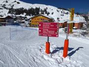 Signalisation des pistes dans le domaine skiable de Stoos