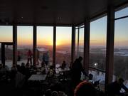 Lieu recommandé pour l'après-ski : Sonnenuntergang im Chalet du Sommet