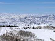 Vue sur le domaine skiable de Park City, y compris la station supérieure du télésiège Crescent