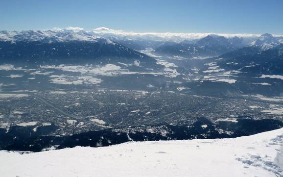 Le plus grand dénivelé dans l' Unterinntal (basse vallée de l'Inn) – domaine skiable Nordkette – Innsbruck