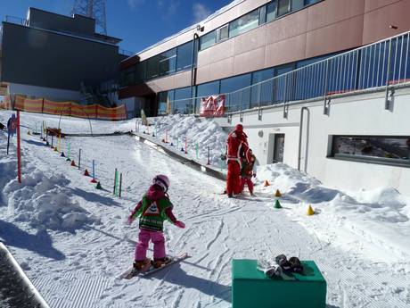 Tobi's Kinderpark (parc pour enfants de Tobi) de l'école de ski tyrolienne Imst-Venet