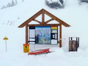 Panneau d'information dans le domaine skiable de Kicking Horse