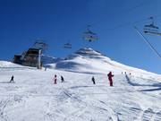 Piste facile au télésiège 8 places Familienglück