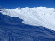 Possibilités de poudreuse dans le Täli