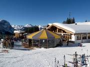 Bar à parasol au Tiroler Haus