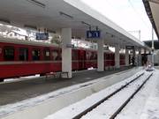 La gare de Scuol directement à la station de la vallée
