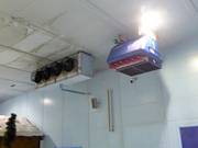 Refroidissement et production de neige au plafond du hall