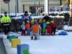 Zwergerl-Skischule (école de ski pour les tout-petits âgés entre 2 ans et demi et 3 ans et 9 mois) de l'hôtel Alpenrose Familux Resort